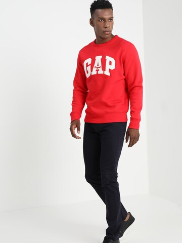 GAP Μπλούζα φούτερ σε κόκκινο