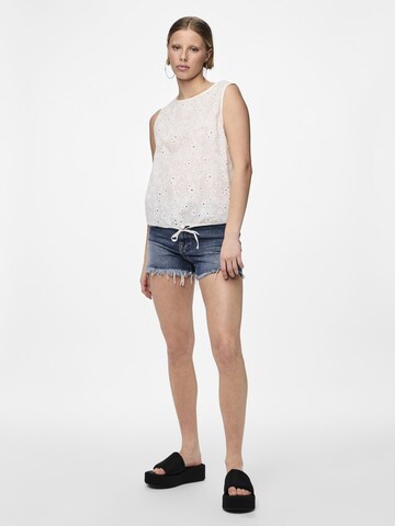 PIECES Top 'PCKacey' in White