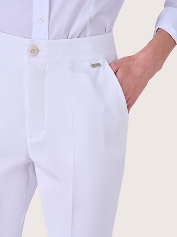 Camomilla Italia Regular Hose PERSEO in Weiß