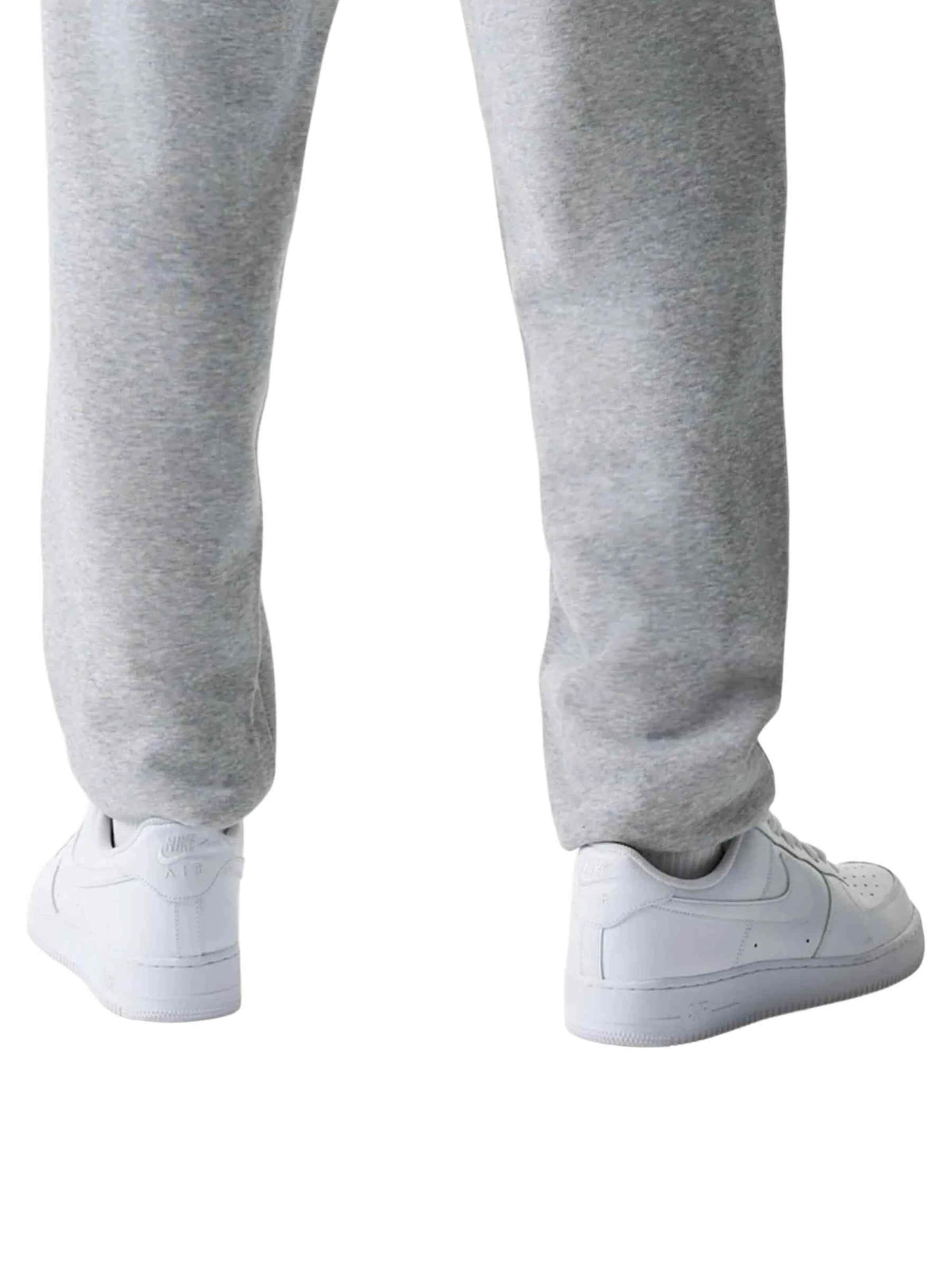 regular Pantaloni sportivi 'Pantalon new era gris yankees nos mlb midi jogger 6' di NEW ERA in grigio