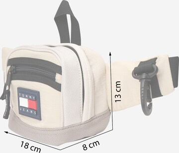 Tommy Jeans Fanny Pack in Beige