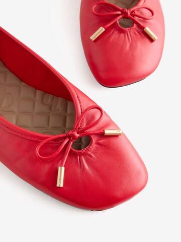 B by Ted Baker - Bailarina en rojo
