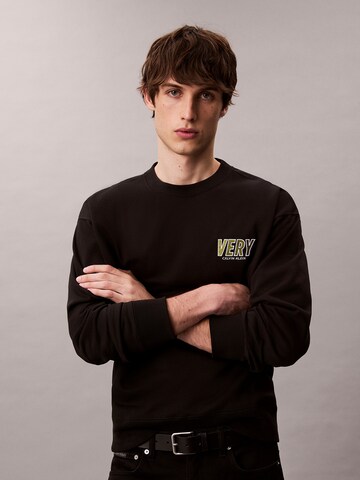 Calvin Klein Jeans Sweatshirt i svart: framsida