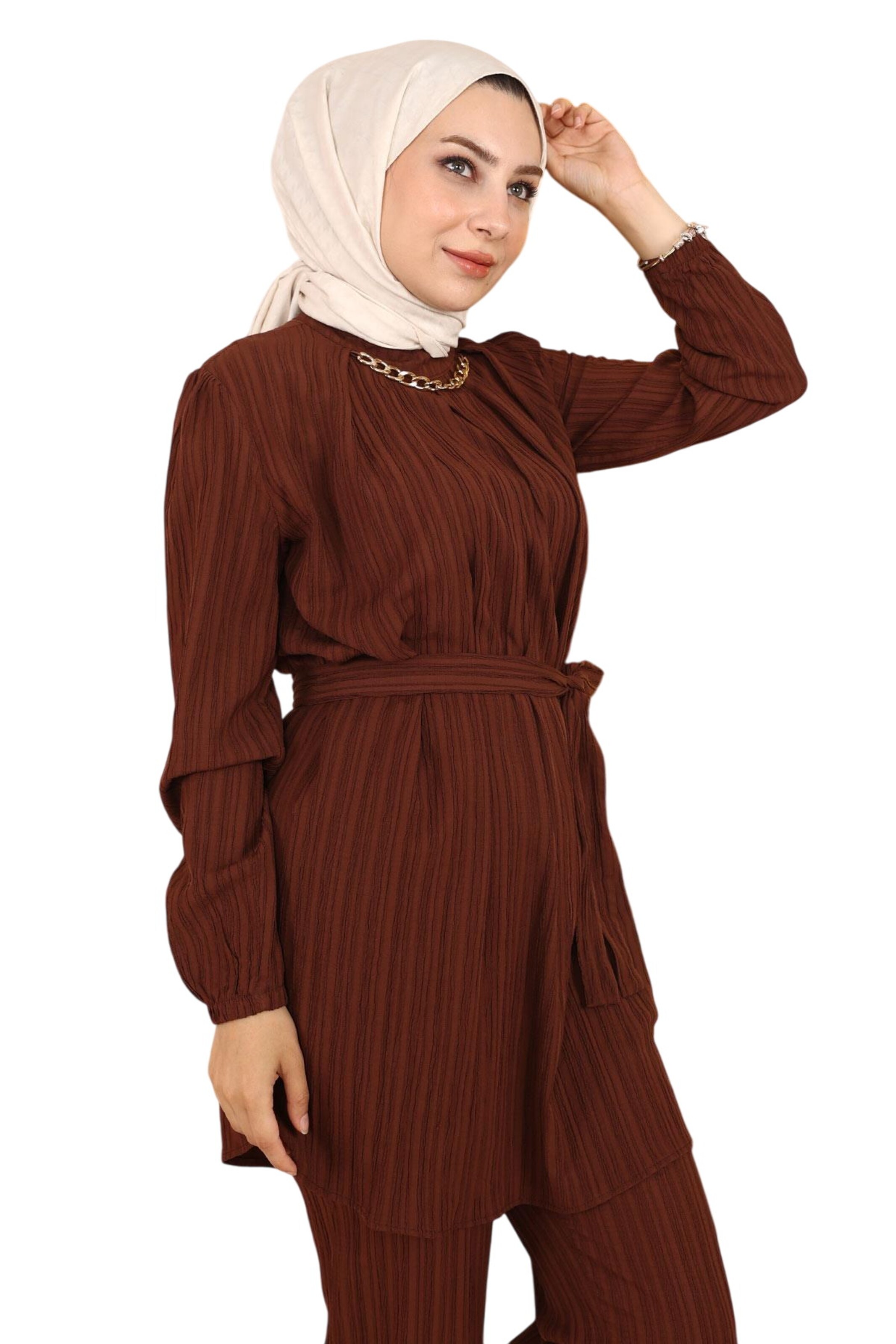 MODAMIHRAM Set in Braun