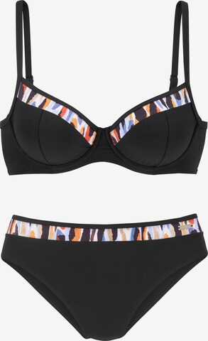 LASCANA T-shirt Bikini in Black: front