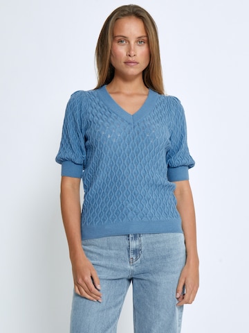 Pullover 'Rosalia' di Peppercorn in blu: frontale