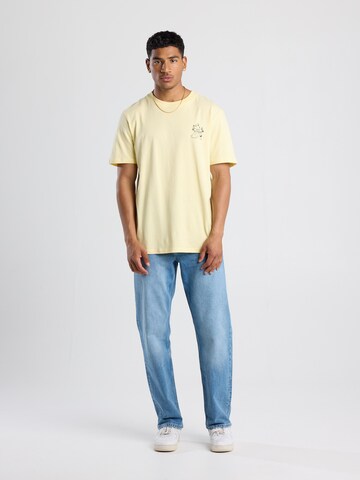 T-Shirt America Today en jaune