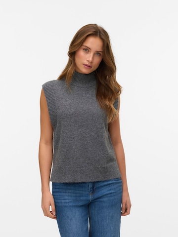 VERO MODA Knitted vest in Grey: front