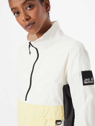 Veste outdoor 'REBEL' JACK WOLFSKIN en blanc