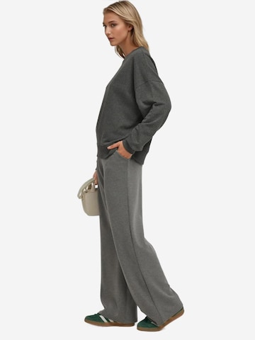Sweat-shirt Hiccup en gris