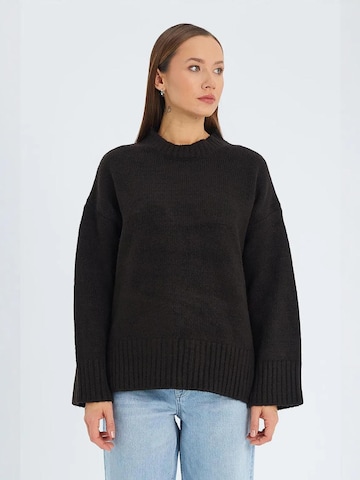 MixRay Sweater in Brown: front