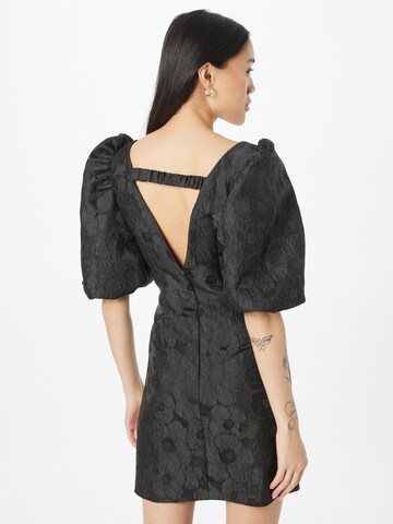 River IslandKoktel haljina 'CECILIA' - crna boja