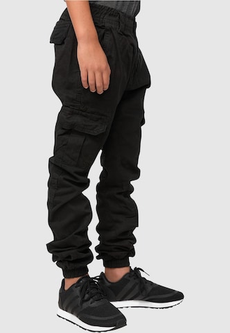 Tapered Pantaloni de la Urban Classics pe negru