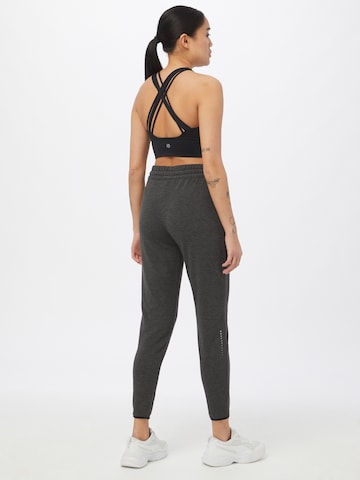 Coupe slim Pantalon de sport ODLO en noir