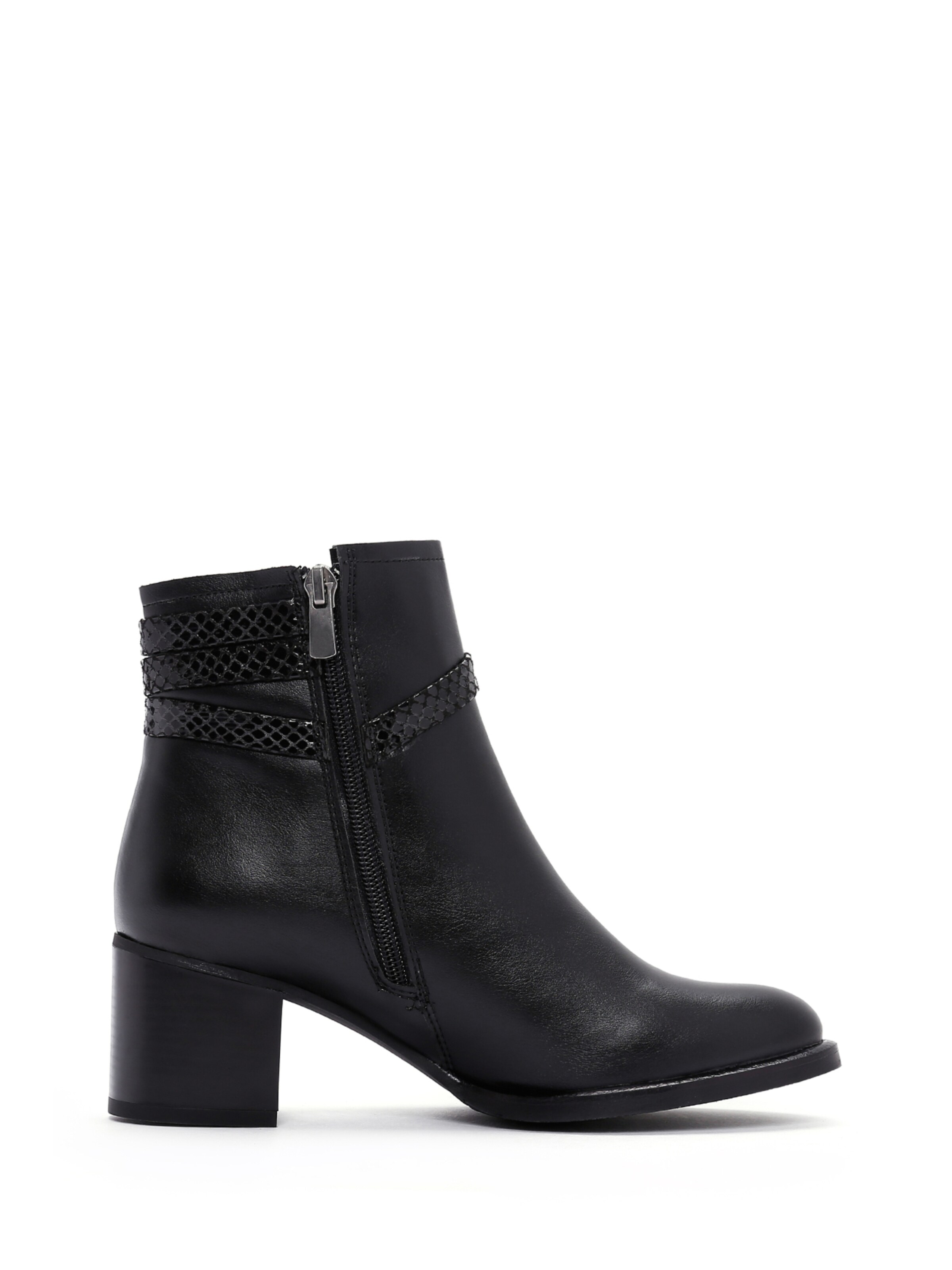 Derimod Ankle Boots in Schwarz