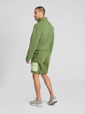 COLUMBIA Regularen Športne hlače | zelena barva