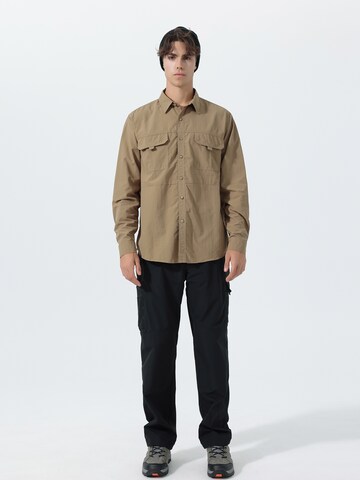 Youthup Regular fit Button Up Shirt in Green