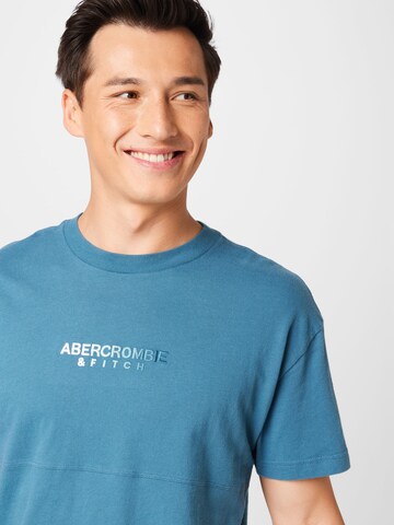 Abercrombie & Fitch Тениска в синьо