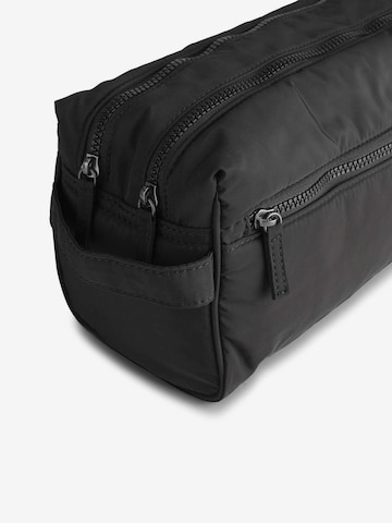 MARKBERG Toiletry Bag 'Josephine' in Black