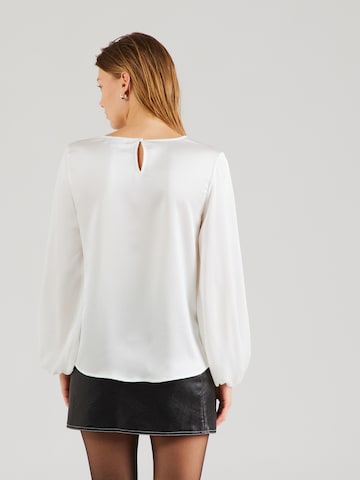 Camicia da donna 'Doritta' di VILA in bianco