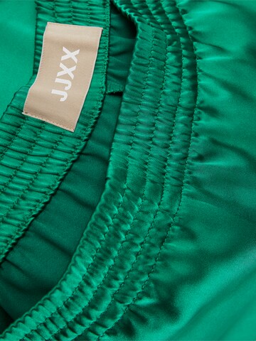 Largi Pantaloni 'Kira' de la JJXX pe verde