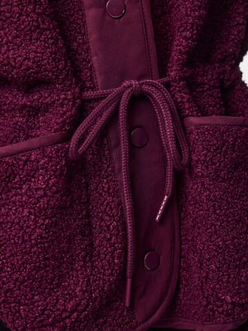 Gilet 'KATTY' di PIECES in rosso