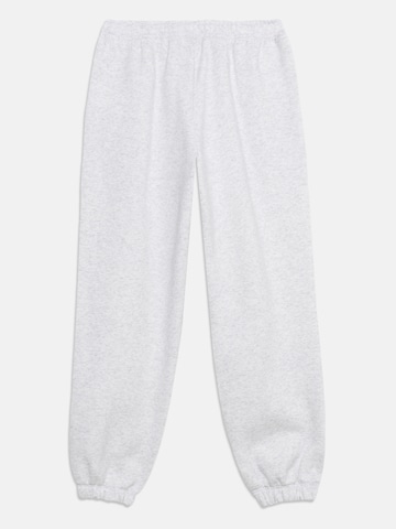 Nike Sportswear Tapered Bukser 'STUDIO' i grå