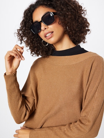 Pull-over 'DOLLIE' Soyaconcept en marron