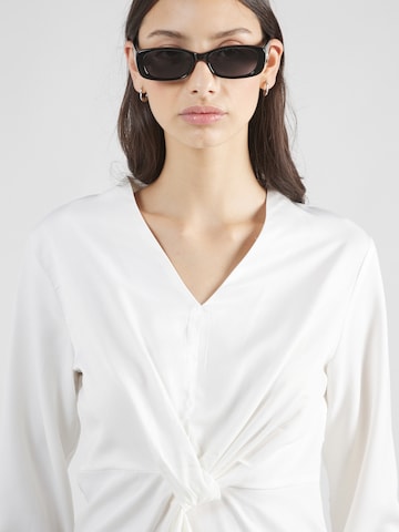 ABOUT YOU - Blusa 'Ria' en blanco