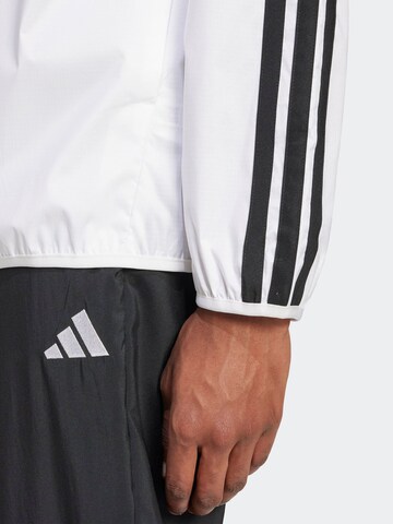 ADIDAS SPORTSWEAR Sportsjakke i hvid