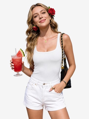 AOTTORI Top in White