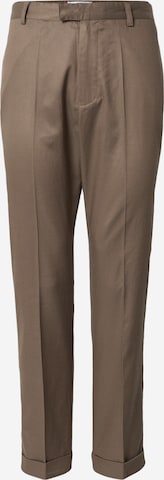 ABOUT YOU x Jaime Lorente Regular Pleated Pants 'Rico' in Brown: front