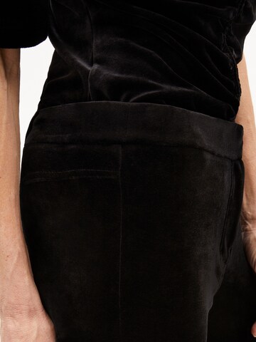 ARMEDANGELS Flared Trousers 'Ronjaal' in Black: front