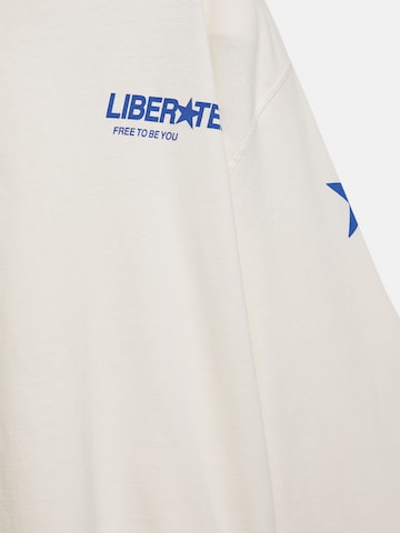 Pull&Bear Shirt 'PACIFIC EMPOWER' in Wit