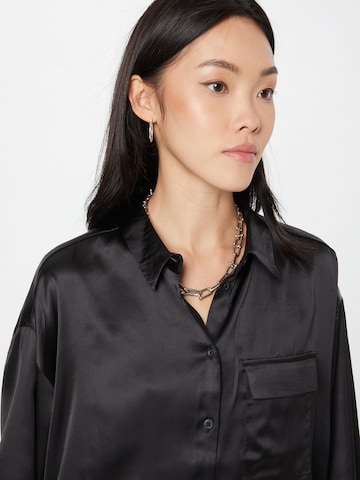 QS Blouse in Black