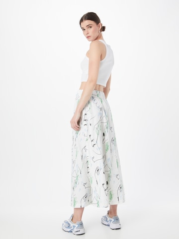 Monki Skirt in White