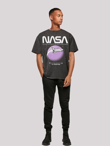 F4NT4STIC Shirt 'NASA Shuttle Orbit' in Zwart