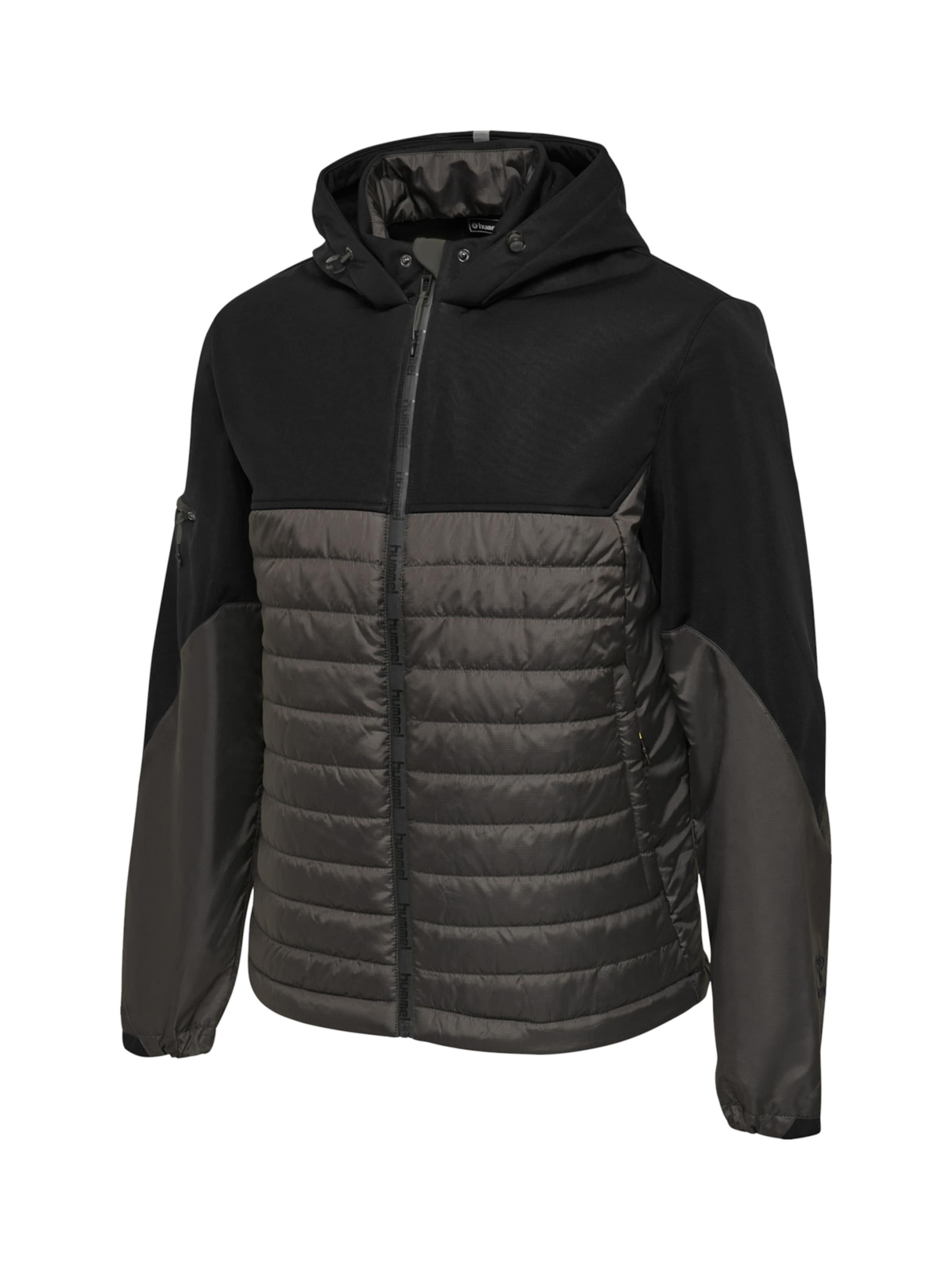 Hummel Sportjacke in Schwarz: Vorderseite