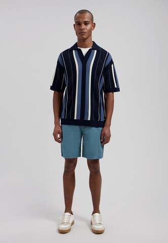 Dstrezzed Regular Shorts 'Logan' in Blau