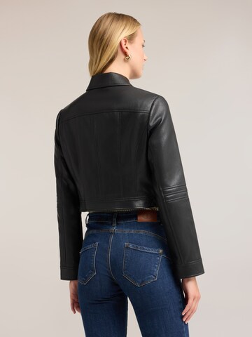 MOTIVI Between-season jacket in Black