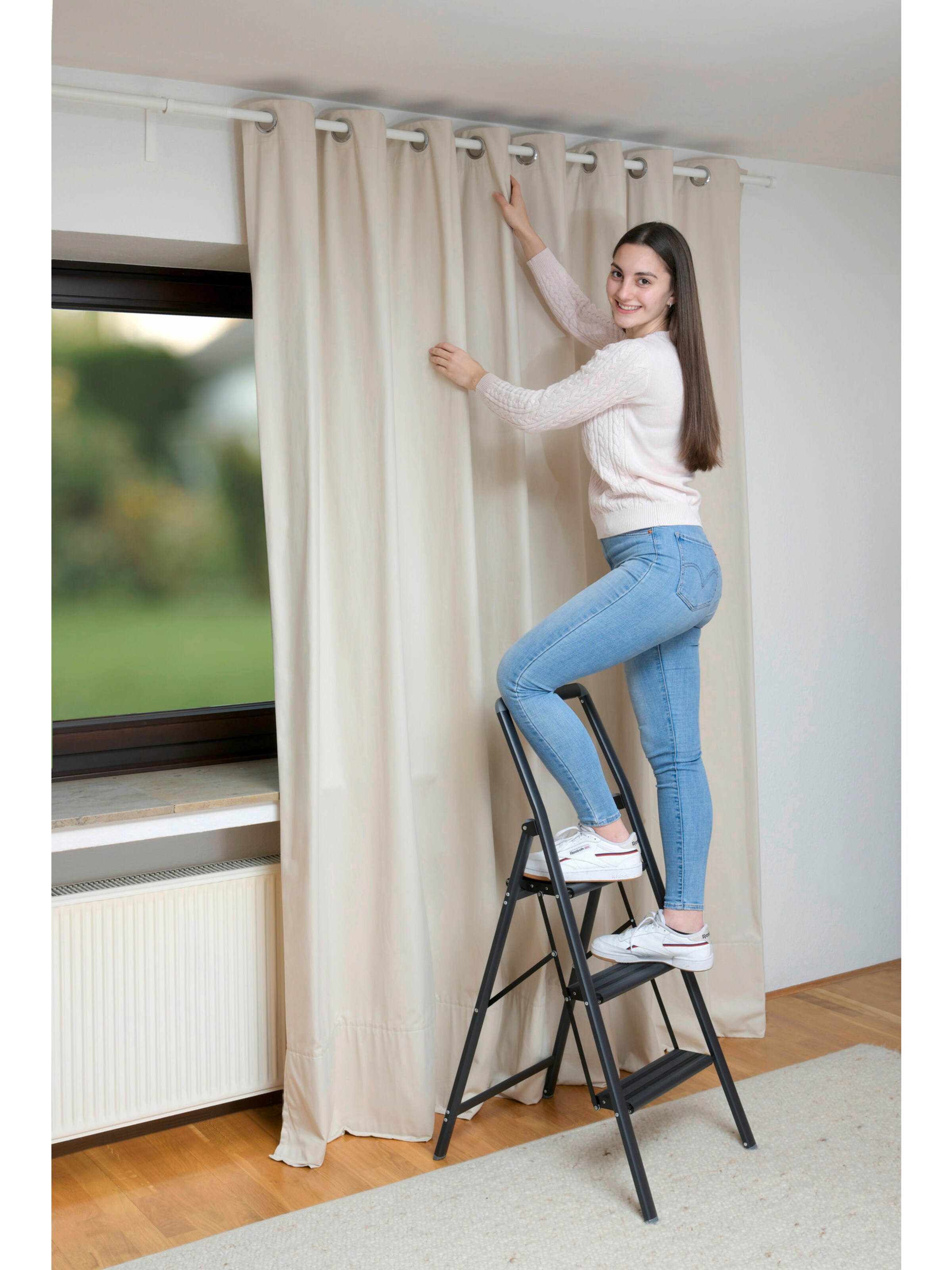 Wenko Trittleiter in Schwarz