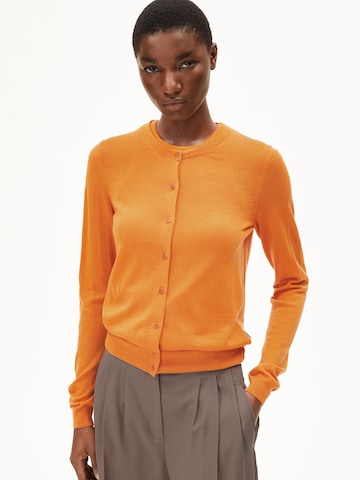 ARMEDANGELS Strickjacke OPHALIAA MERINO in Orange: Vorderseite