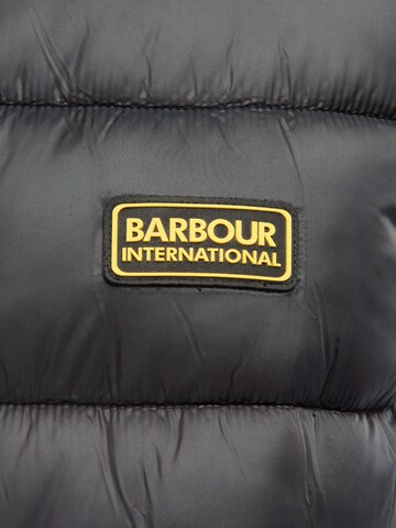 Barbour International - Colete 'Bobber' em preto