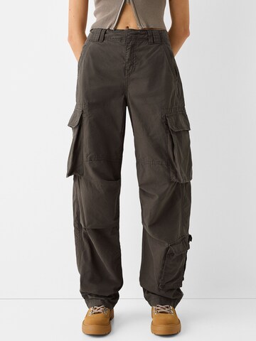 Bershka Loosefit Cargo nadrágok - zöld