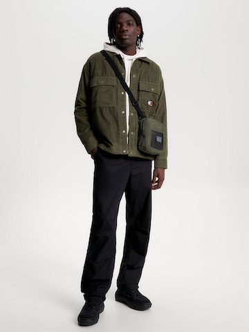 Tommy Jeans Schoudertas 'Essentials' in Groen