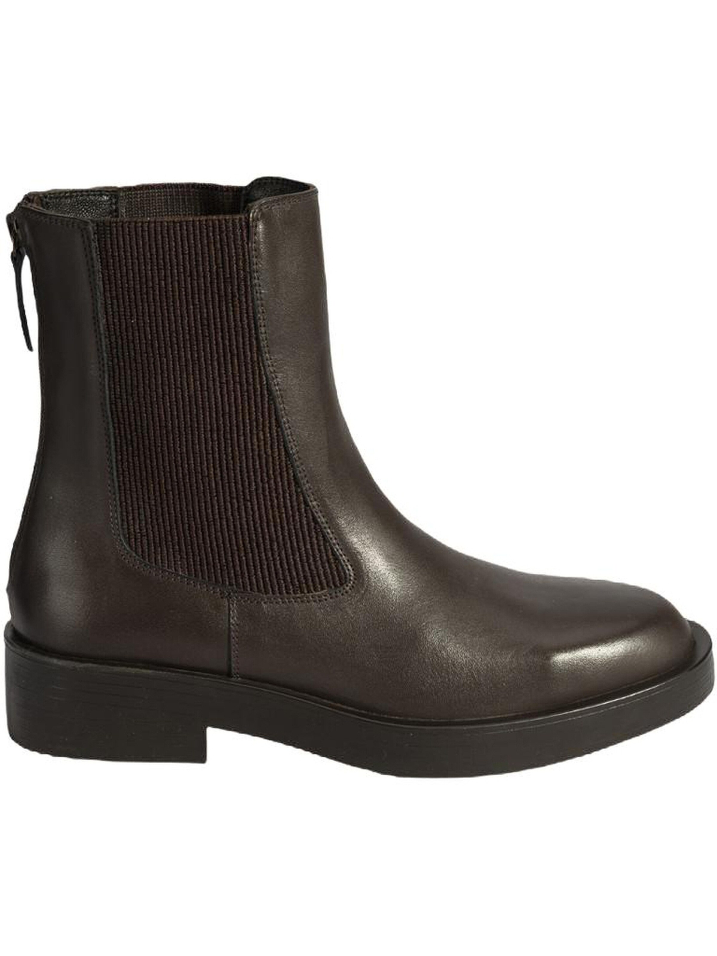 Desa Boots in Brown