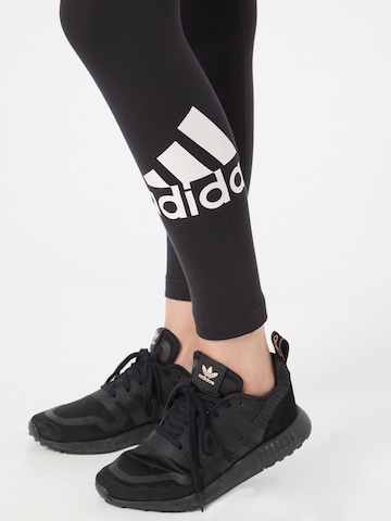 Skinny Pantaloni sport 'Zoe Saldana' de la ADIDAS SPORTSWEAR pe negru