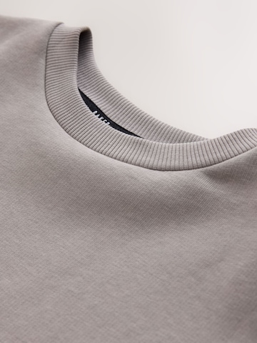 Baker by Ted Baker Juoksupuku värissä harmaa