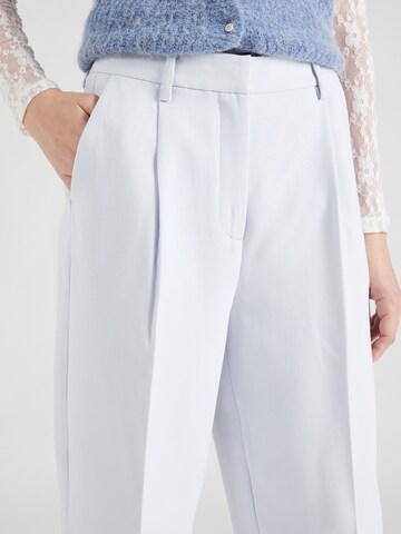 BRUUNS BAZAAR Tapered Pleated Pants 'Cindy Dagny' in Blue