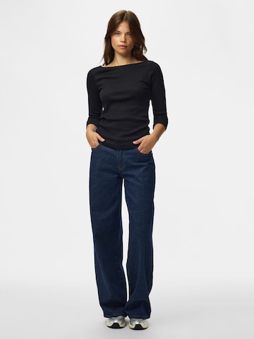 PIECES Top in Black